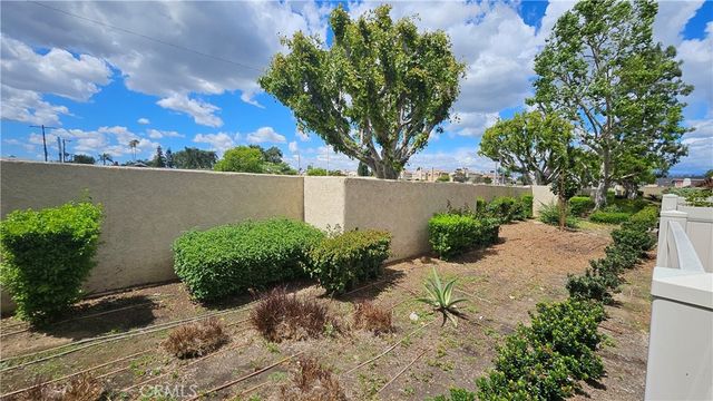 541 Berry, La Habra, CA 90631