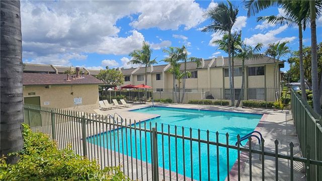 541 Berry, La Habra, CA 90631