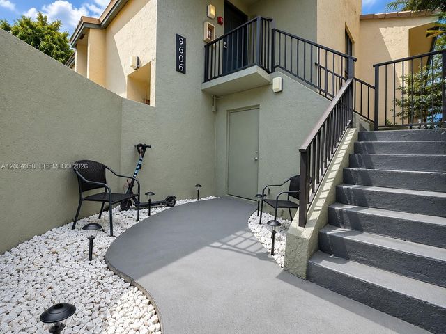 9606 SW 1st Ct 16-S, Coral Springs, FL 33071