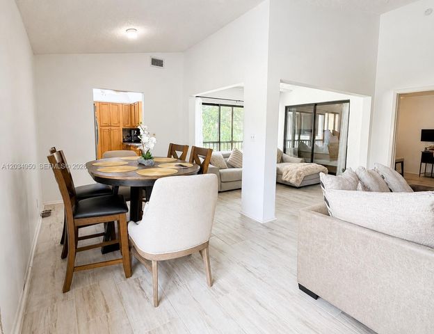 9606 SW 1st Ct 16-S, Coral Springs, FL 33071