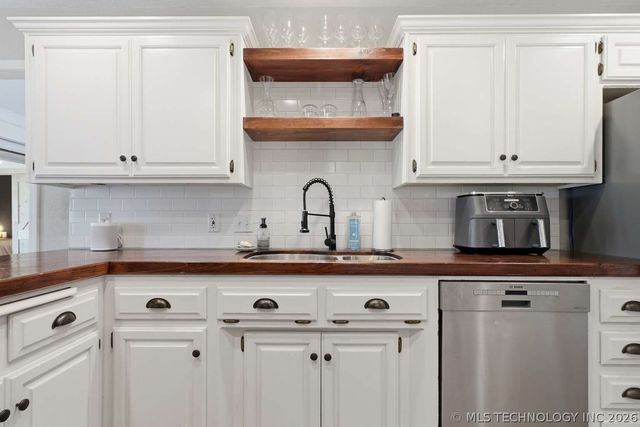 7228 S Erie Avenue, Tulsa, OK 74136