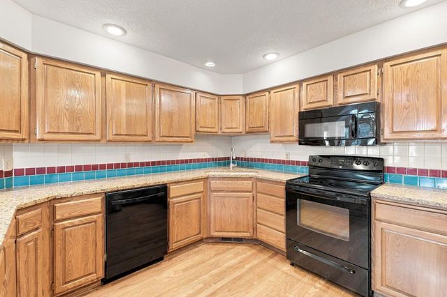 3211 S Quincy Ln, Spokane, WA 99203