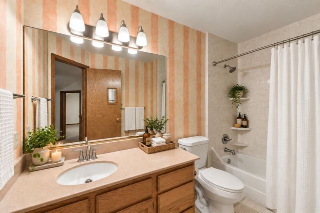 3211 S Quincy Ln, Spokane, WA 99203