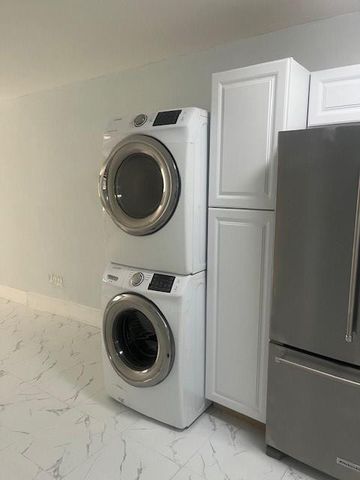 636 Meridian Avenue 4, Miami Beach, FL 33139