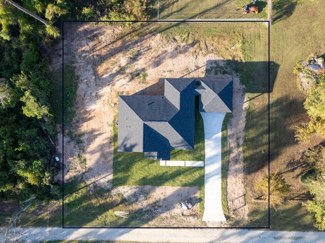 275 Hereford Drive, Onalaska, TX 77360