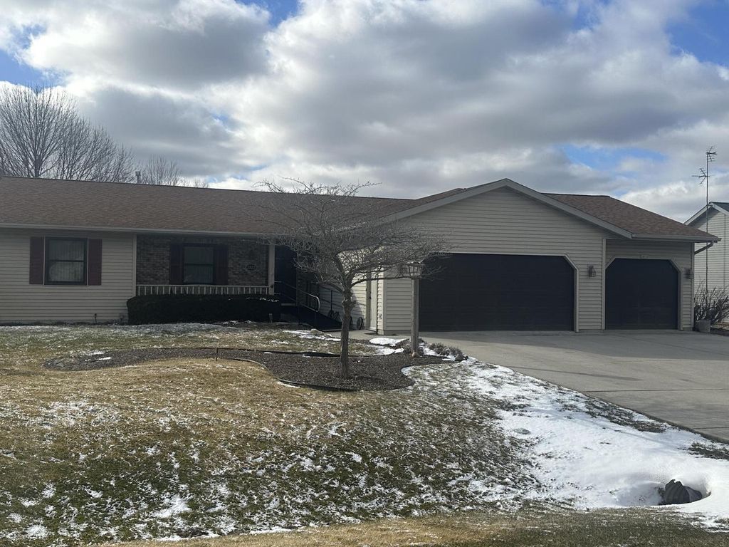 3922 N 50th STREET, Sheboygan, WI 53083
