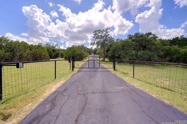 935 Spring Branch Rd., Spring Branch, TX 78070