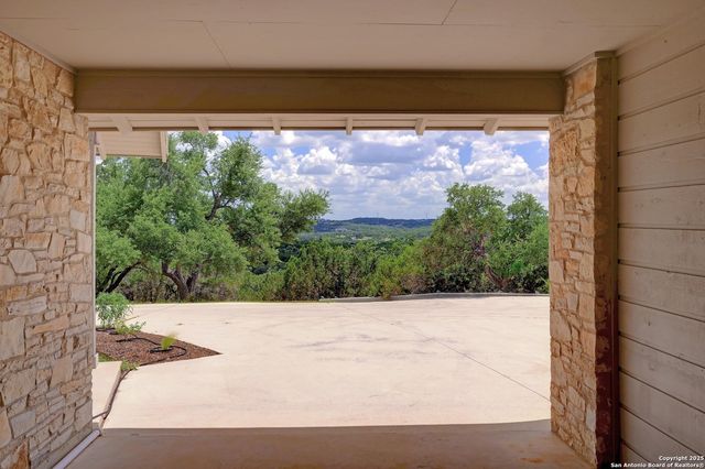 935 Spring Branch Rd., Spring Branch, TX 78070