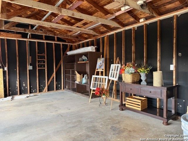 935 Spring Branch Rd., Spring Branch, TX 78070