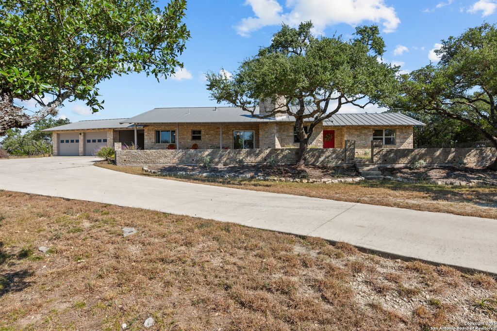 935 Spring Branch Rd., Spring Branch, TX 78070