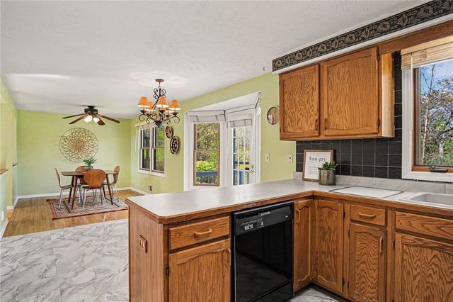36 Brimley Manor, Greece, NY 14612