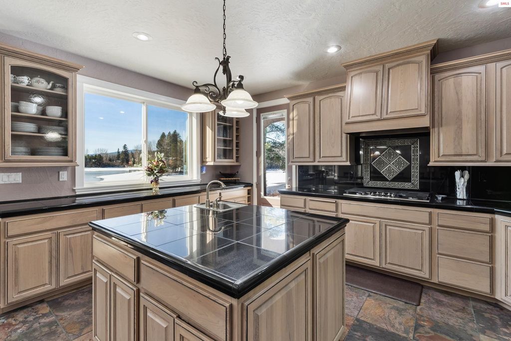 100 Bonita Bay Drive, Sagle, ID 83860 photo 10