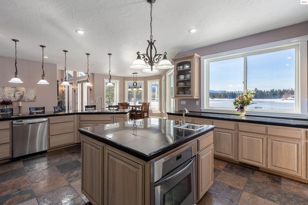 100 Bonita Bay Drive, Sagle, ID 83860 photo 18