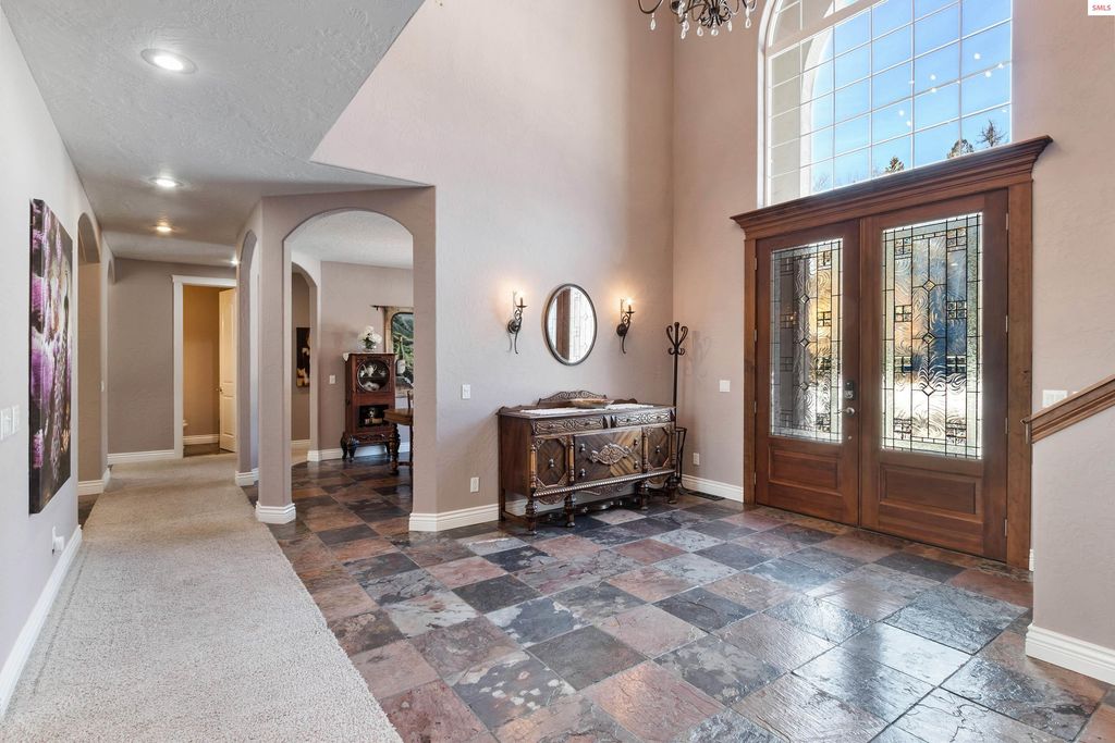 100 Bonita Bay Drive, Sagle, ID 83860 photo 2