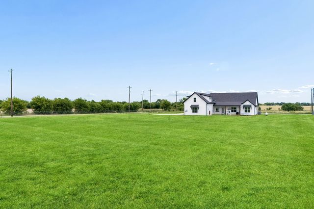 14875 County Road 255, Valley View, TX 76272