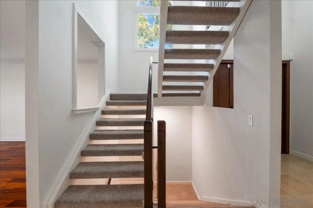 1496 Camino Lujan, San Diego, CA 92111