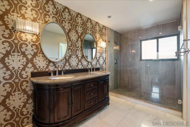 1496 Camino Lujan, San Diego, CA 92111