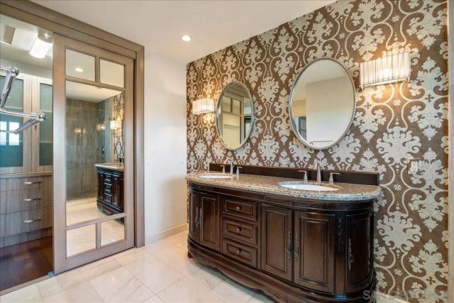 1496 Camino Lujan, San Diego, CA 92111