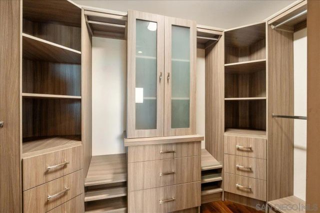 1496 Camino Lujan, San Diego, CA 92111