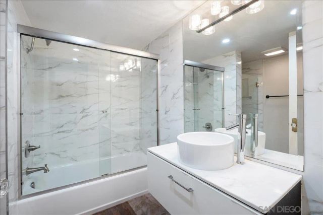 1496 Camino Lujan, San Diego, CA 92111