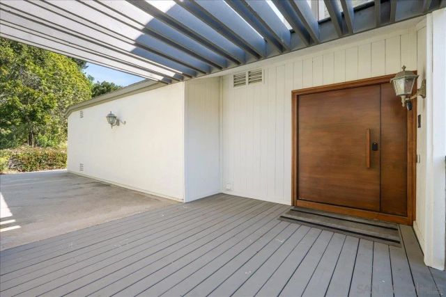 1496 Camino Lujan, San Diego, CA 92111