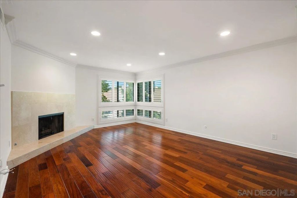 1496 Camino Lujan, San Diego, CA 92111