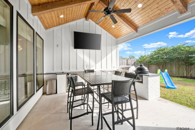 38191 Meadow Rue Dr, Prairieville, LA 70769