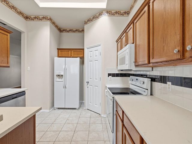 3860 Gillespie Drive, Carrollton, TX 75010
