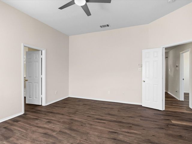 3860 Gillespie Drive, Carrollton, TX 75010