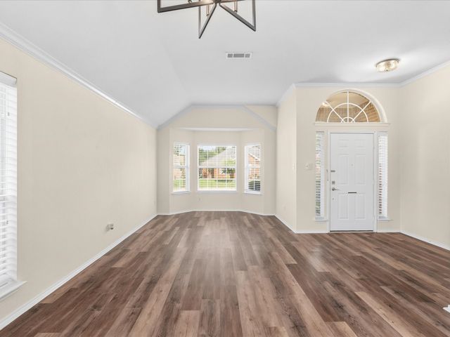 3860 Gillespie Drive, Carrollton, TX 75010