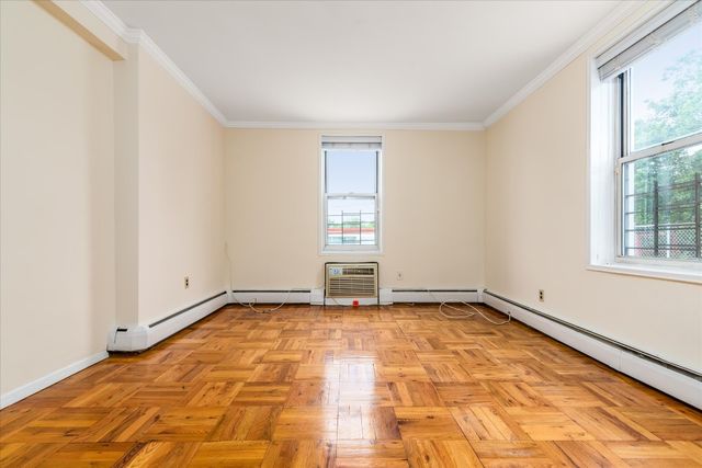 15105 Cross Island Pkwy Apt 1D, New York City, NY 11357