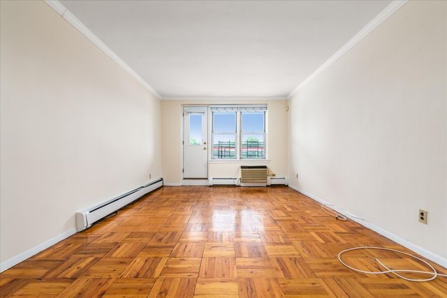 15105 Cross Island Pkwy Apt 1D, New York City, NY 11357