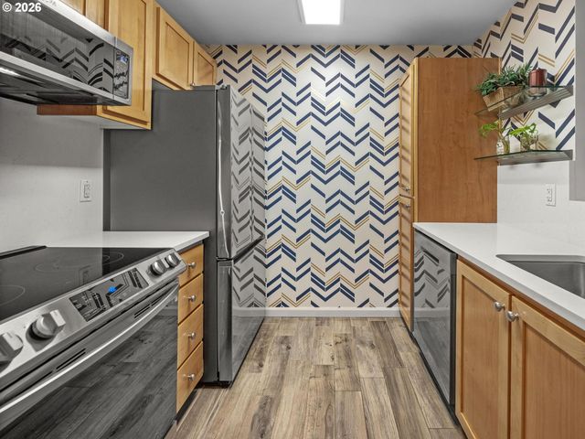 701 COLUMBIA St 714, Vancouver, WA 98660