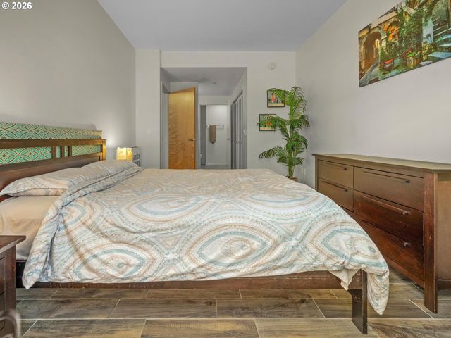 701 COLUMBIA St 714, Vancouver, WA 98660