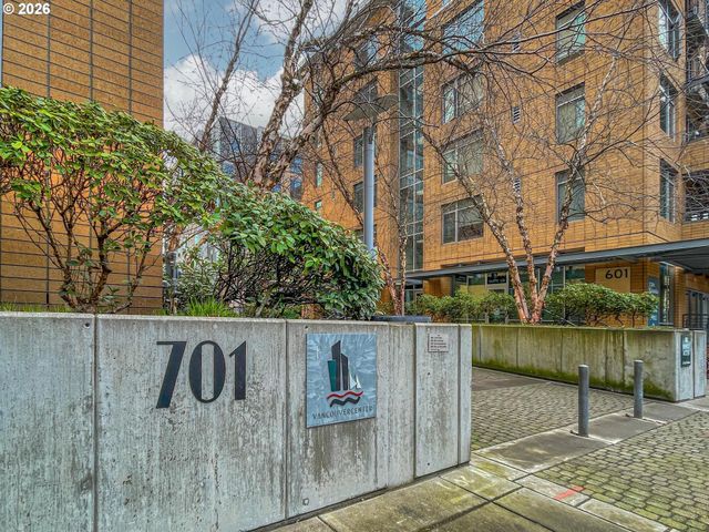 701 COLUMBIA St 714, Vancouver, WA 98660