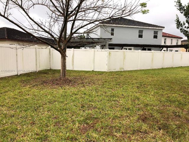 17000 SW 90th Terrace 0, Miami, FL 33196