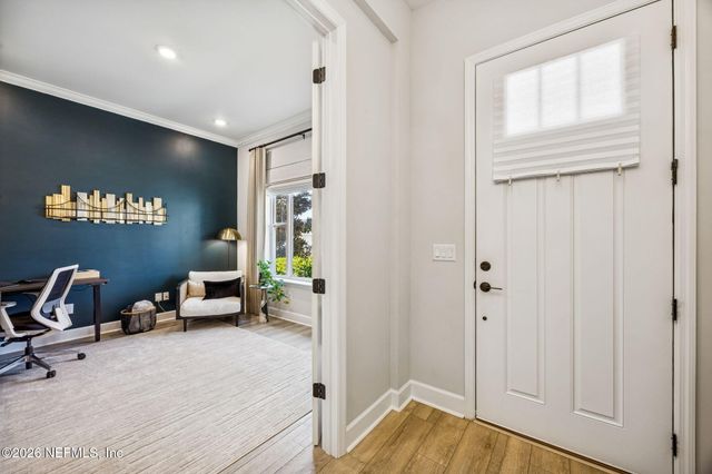 10587 AVENTURA Drive, Jacksonville, FL 32256