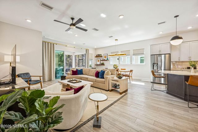 10587 AVENTURA Drive, Jacksonville, FL 32256