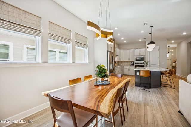 10587 AVENTURA Drive, Jacksonville, FL 32256