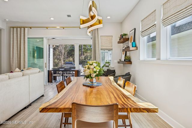 10587 AVENTURA Drive, Jacksonville, FL 32256