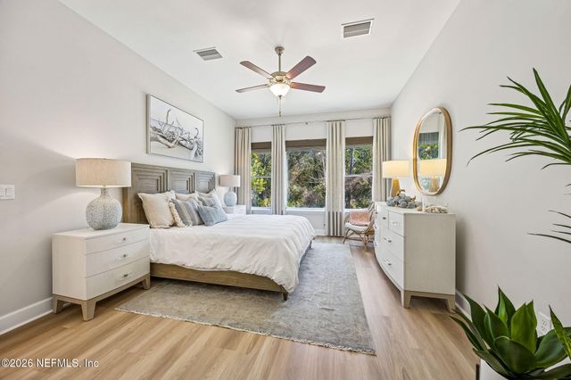 10587 AVENTURA Drive, Jacksonville, FL 32256