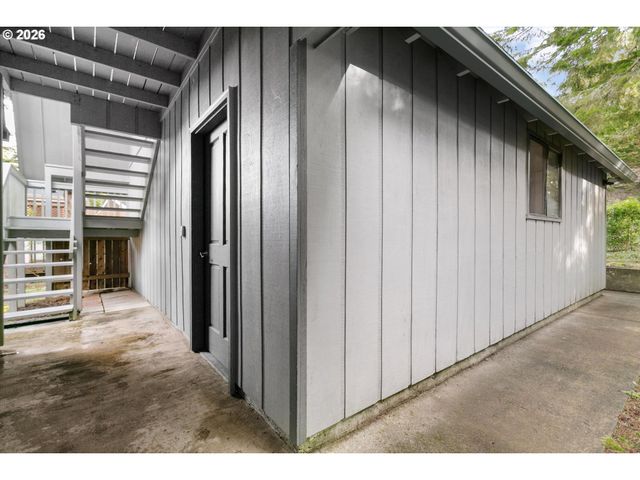 315 SEAGROVE Loop, Lincoln City, OR 97367