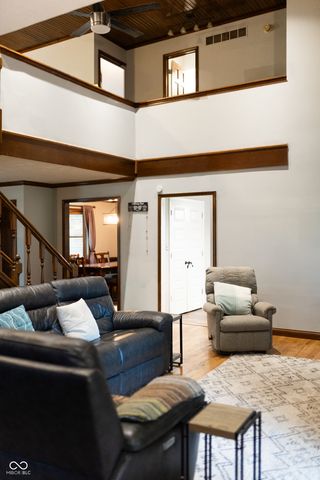 1914 S Hunters Ridge Lane, Greenwood, IN 46143