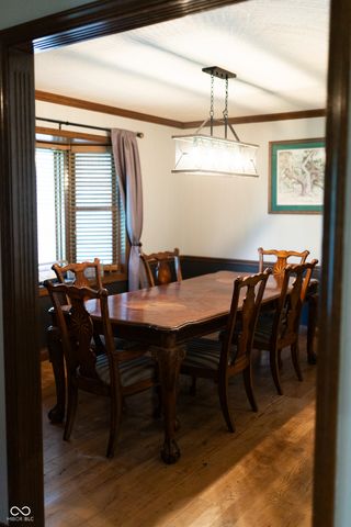 1914 S Hunters Ridge Lane, Greenwood, IN 46143