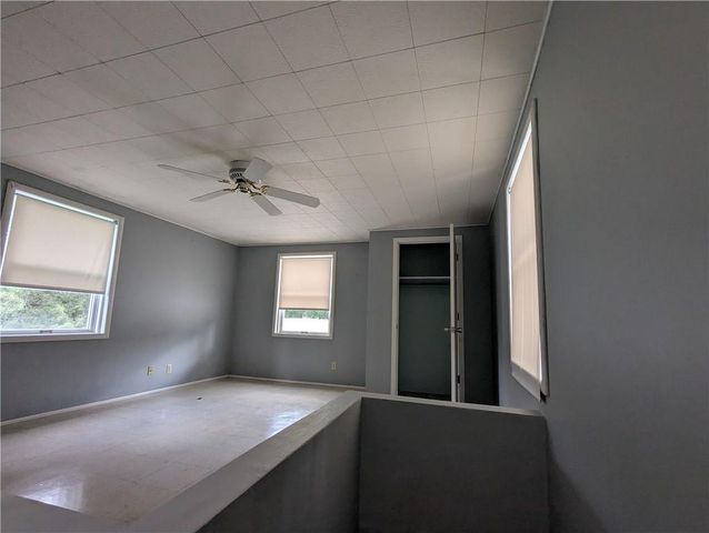 304 Miami Street, Hiawatha, KS 66434