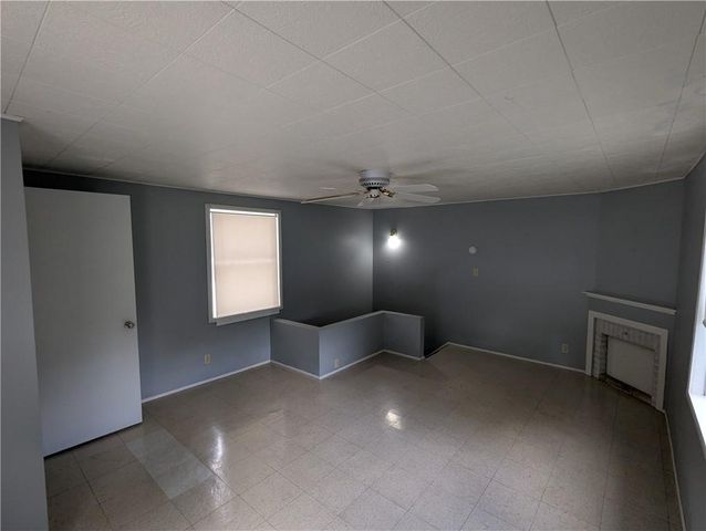 304 Miami Street, Hiawatha, KS 66434