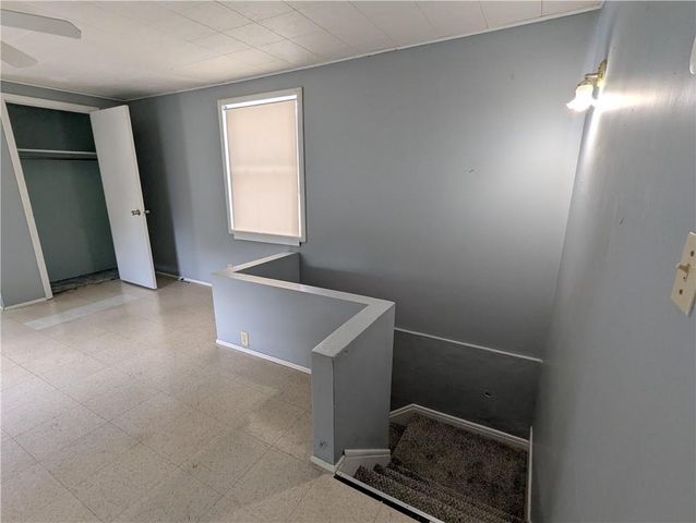 304 Miami Street, Hiawatha, KS 66434