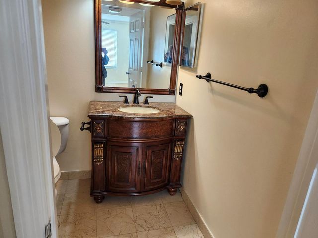 813 Villa Circle, Boynton Beach, FL 33435