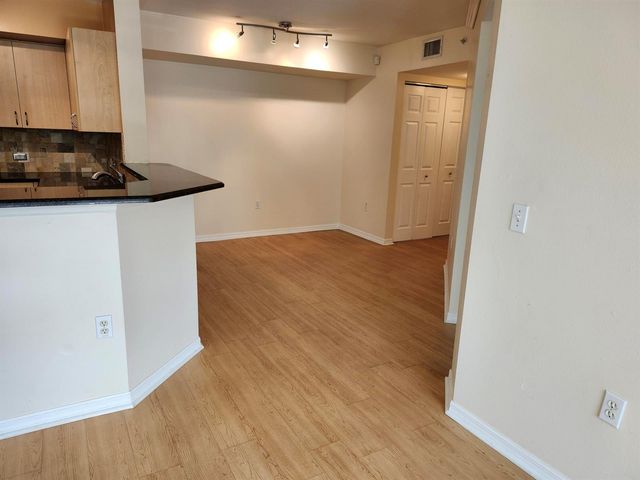 813 Villa Circle, Boynton Beach, FL 33435