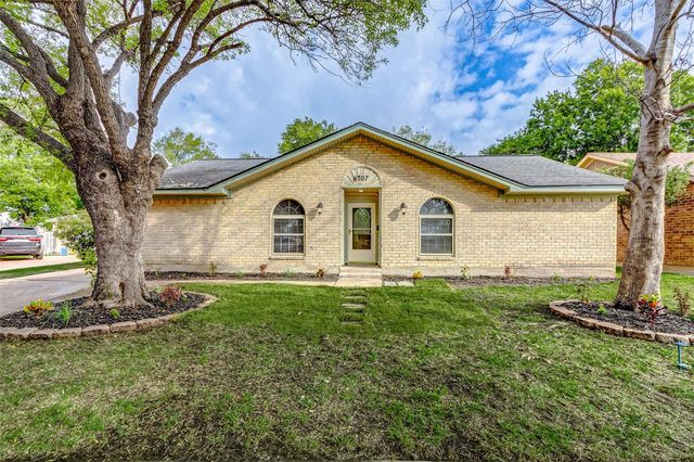 8707 Collingsdale Road, La Porte, TX 77571